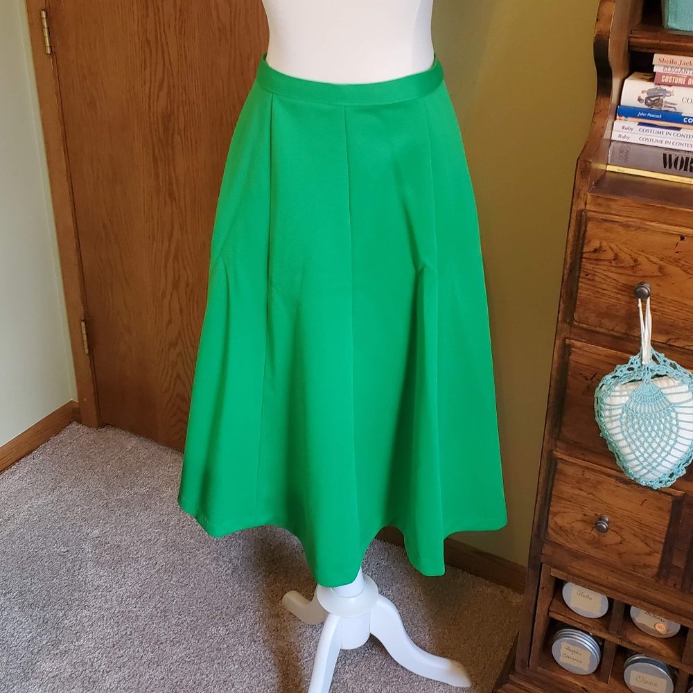 Vintage handmade 70's kelly green polyester skirt